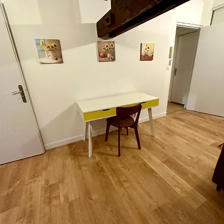 A4, Nancy-Place Jacuzzi, Artem, Thermal, Clim Apartment *